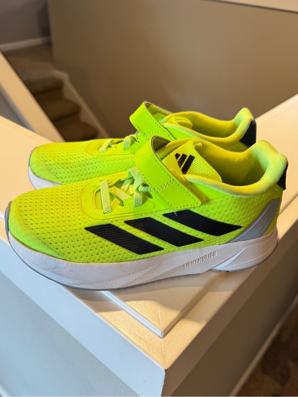 adidas DURAMO SL RUNNING
SHOES KIDS size 1